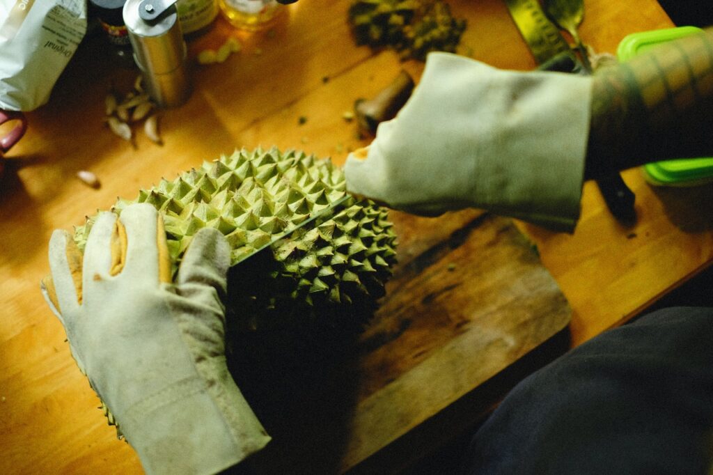 What does durian Taste Like?