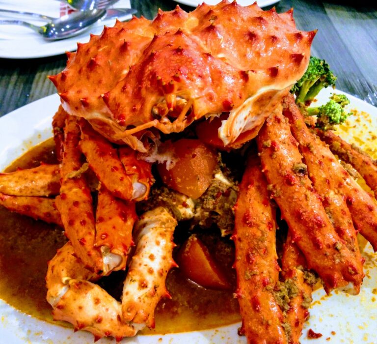 Does Lobster Taste Like Crab